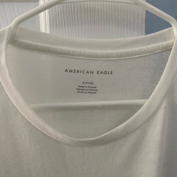 White American Eagle size small top- Excellent condition! - Picture 2 of 4